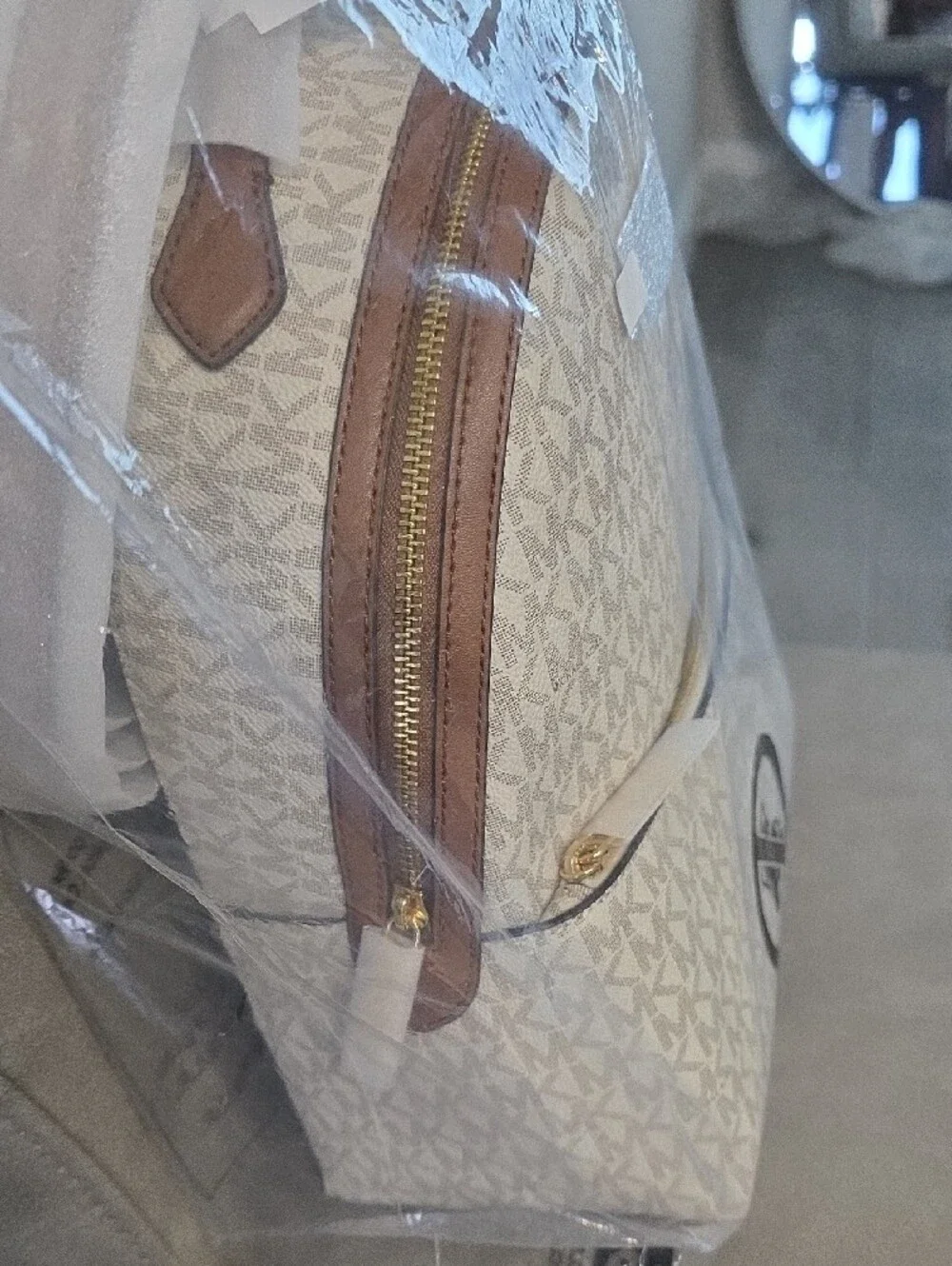 NWT Michael Kors Vanilla Medium Logo Backpack